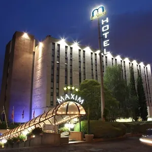 4* Otel Maxim